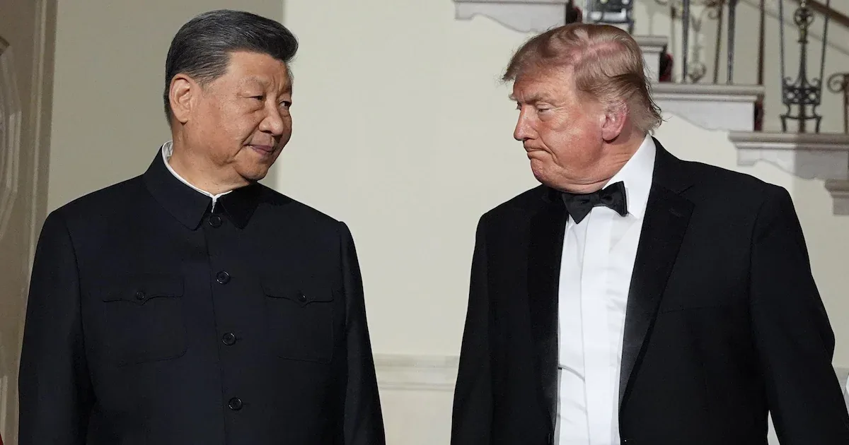 Nikkei avança em Tóquio, enquanto Hong Kong recua em pregão asiático