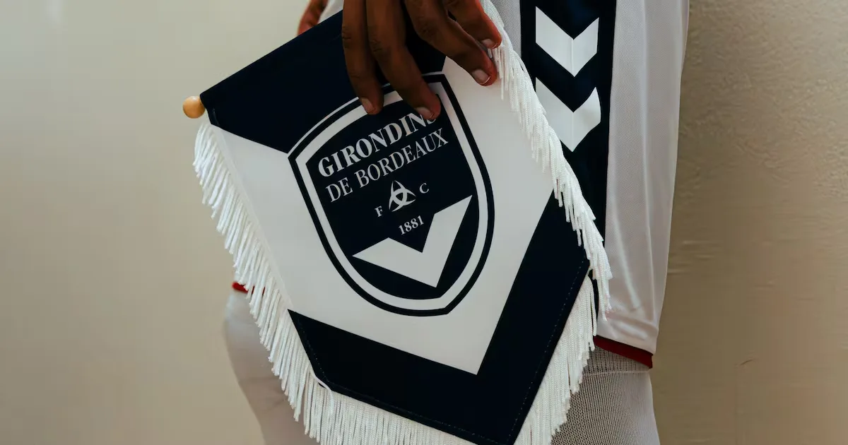Bordeaux fecha acordo com Park Bench durante reestruturação financeira