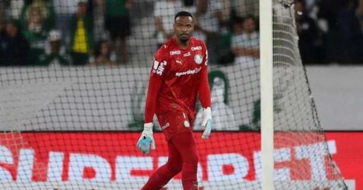 Carlos Miguel defende dois pênaltis e iguala marca de Marcos no Palmeiras