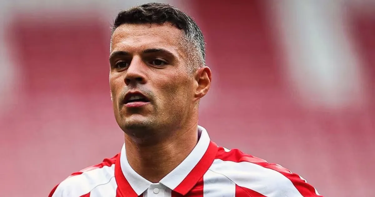 Xhaka admite erro e deixa convocação da Suíça sob investigação