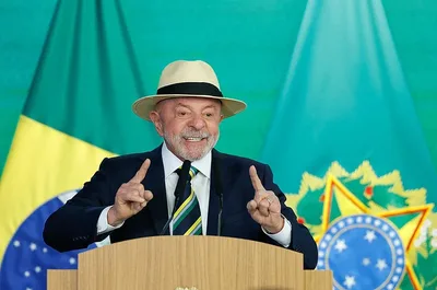 Lula pede transparência e fim do sigilo no caso Master